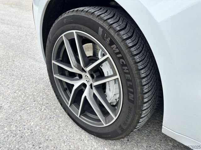 Pick-up PORSCHE MACAN S + LUFTFEDERUNG + ELEKTR. SITZE Navi LED