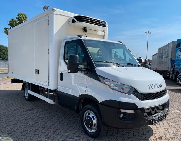 Fourgon isotherme frigorifique IVECO Daily 50C15 BL/ Kühlkoffer/ Carrier Xarios 300