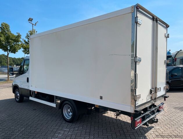 Fourgon isotherme frigorifique IVECO Daily 50C15 BL/ Kühlkoffer/ Carrier Xarios 300