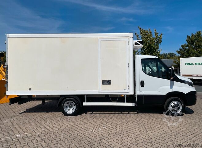Fourgon isotherme frigorifique IVECO Daily 50C15 BL/ Kühlkoffer/ Carrier Xarios 300