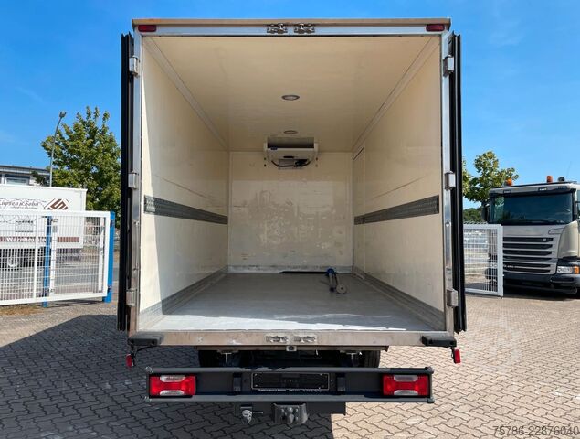 Fourgon isotherme frigorifique IVECO Daily 50C15 BL/ Kühlkoffer/ Carrier Xarios 300