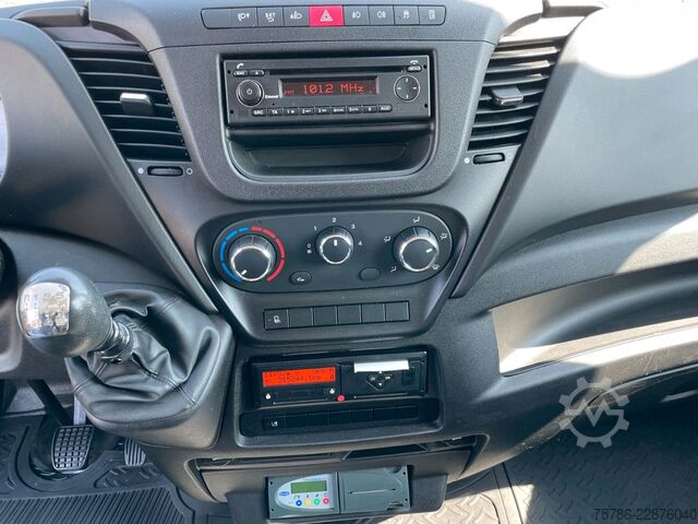 Fourgon isotherme frigorifique IVECO Daily 50C15 BL/ Kühlkoffer/ Carrier Xarios 300