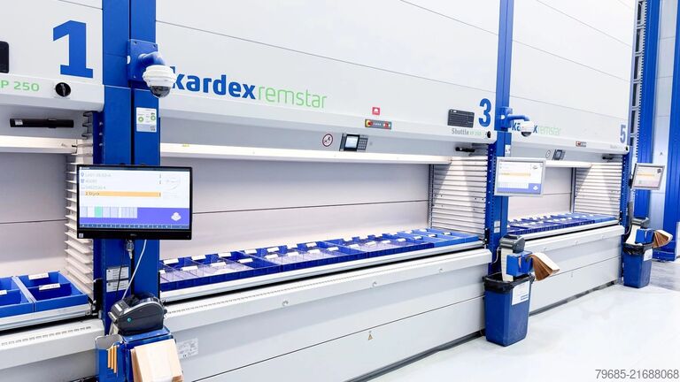 Raktári emelő Kardex Remstar Shuttle XP 250 3050x610
