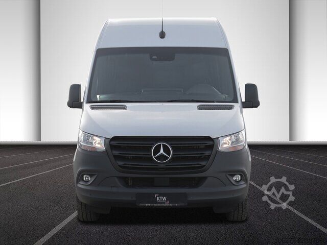 Furgon Mercedes-Benz Sprinter 317 CDI Kombi,Rollstuhllift,8Sitze