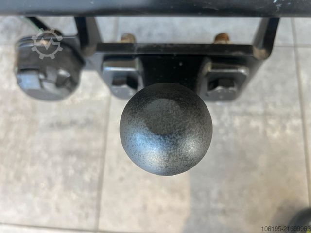 Furgon z wysokim dachem NISSAN NV 400 2,3 dCi *Hoch+Lang*Klima*AHK*Garantie*