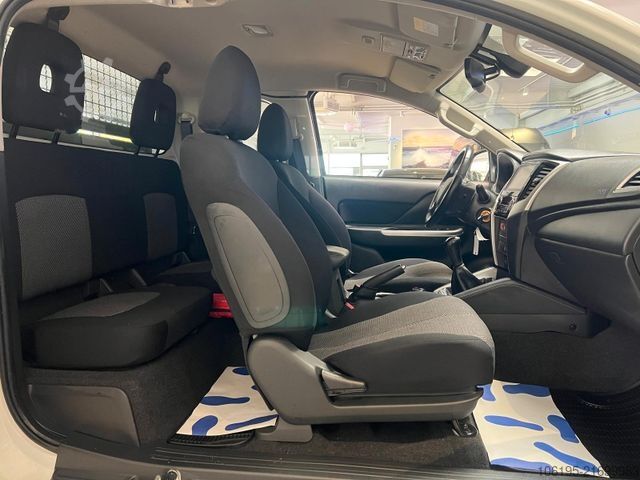 Furgonetka pick-up MITSUBISHI L200 Plus Cab *Pritschen Aufbau*Garantie*4x4*