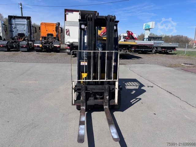 Narrow-aisle forklift YALE GLP 16 VX E2175