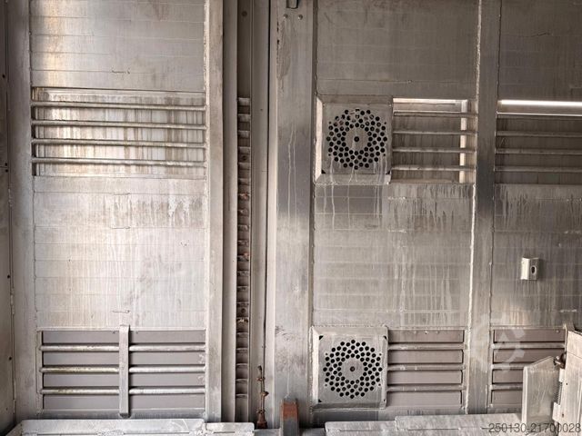 Remolque de transporte de caballos MENKE-JANZEN 3.Stock mit Aggregat Tränke Durchladetüren