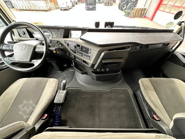 Tractora standard VOLVO FH460 4x2 BL ACC / KLIMA/ LDW / LED