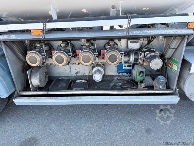 Tankbil VOLVO FM 9/260 4x2 12.865 L ADR Tanktruck
