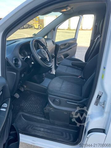 Duba panelată Mercedes-Benz Vito 116 CDI lang Klima Kamera Navi