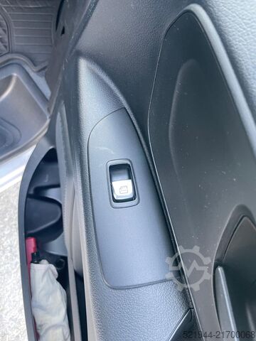 Duba panelată Mercedes-Benz Vito 116 CDI lang Klima Kamera Navi