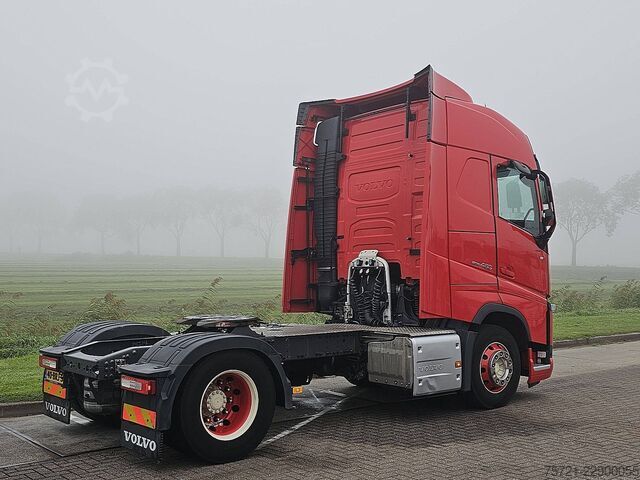 VOLVO FH 460 4x2 I-P-C Spoilers