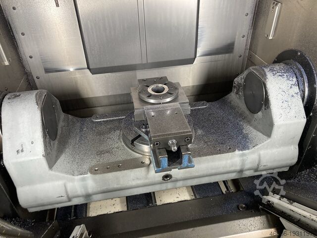 5-axlig bearbetningscentral med extra magasin HERMLE C20 U