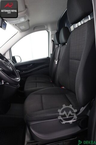 Samochód do zadań specjalnych mercedes-benz Vito 114 CDI LANG KÜHLKASTEN 3SITZE,NAVI,KLIMA