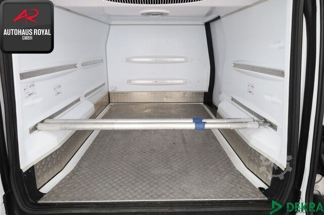 Samochód do zadań specjalnych mercedes-benz Vito 114 CDI LANG KÜHLKASTEN 3SITZE,NAVI,KLIMA