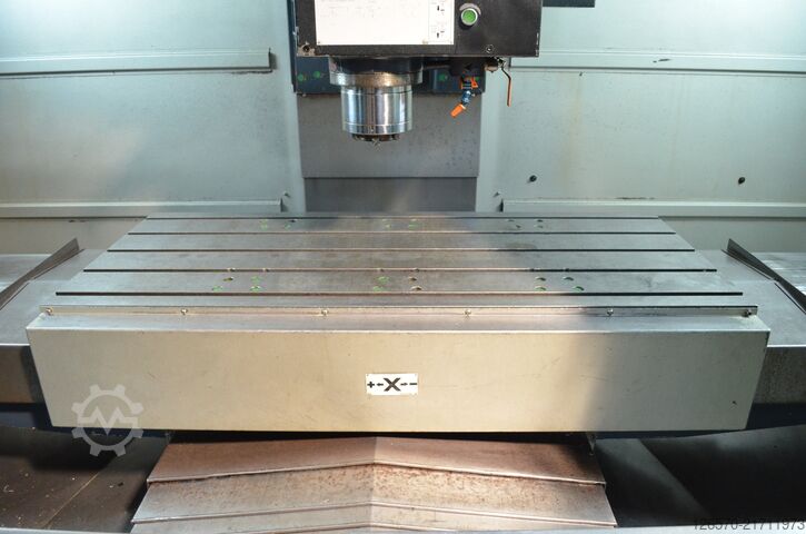 Vertical machining center Pinnacle LV-126