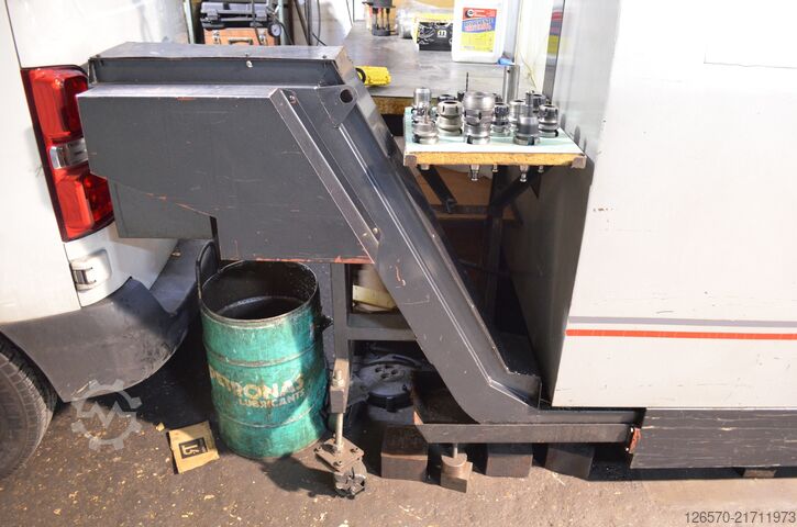 Vertical machining center Pinnacle LV-126