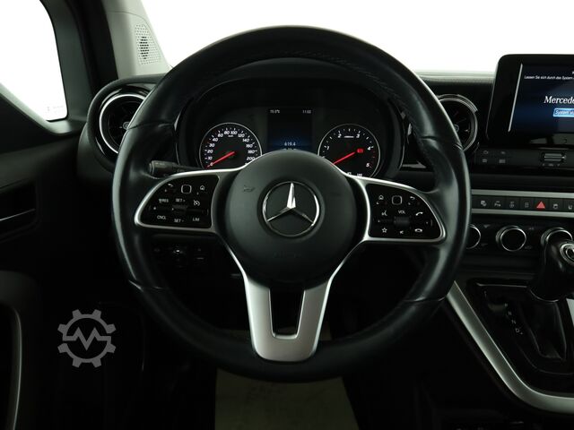 Minibus Mercedes-Benz T 180 d Progressive standard AUT Fernlichtass.