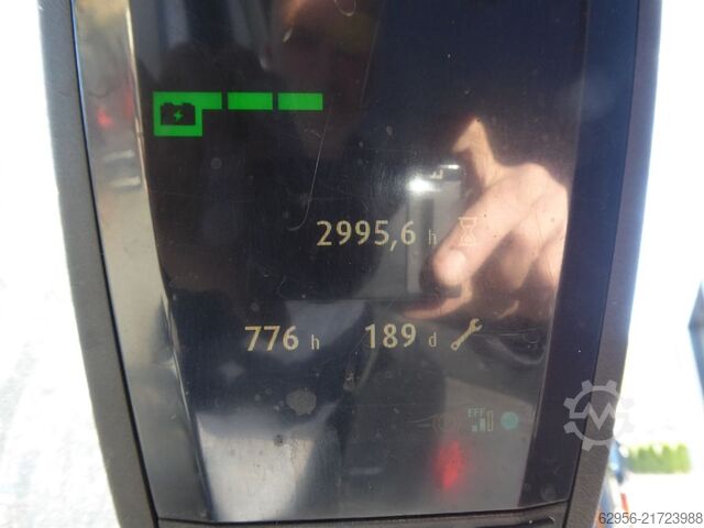 Ηλεκτρικό περονοφόρο τετράτροχο Linde E25-01
