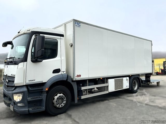 LKW mit Kofferaufbau MERCEDES-BENZ ANTOS 1827 Kühlfahrzeug