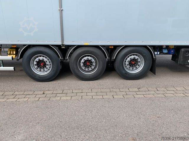 Semirimorchio con pianale mobile STAS bioSTAR 90,6 cbm