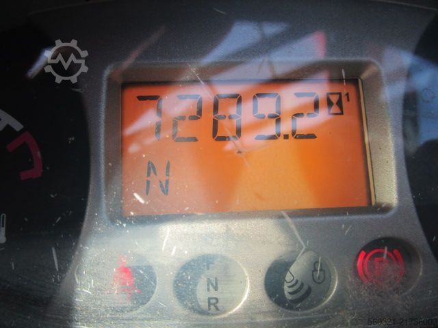 Merev teleszkópos rakodógép Massey Ferguson MF 9407H - 7m 3,5 Ton.- mit Palettengabel