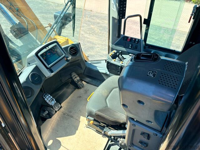 Hjullastare CATERPILLAR 972MXE Radlader MIT Schaufel 24,9 Tonnen *9096 h