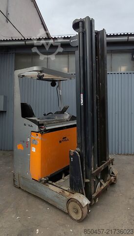 Carrelli retrattili Still FMX 14