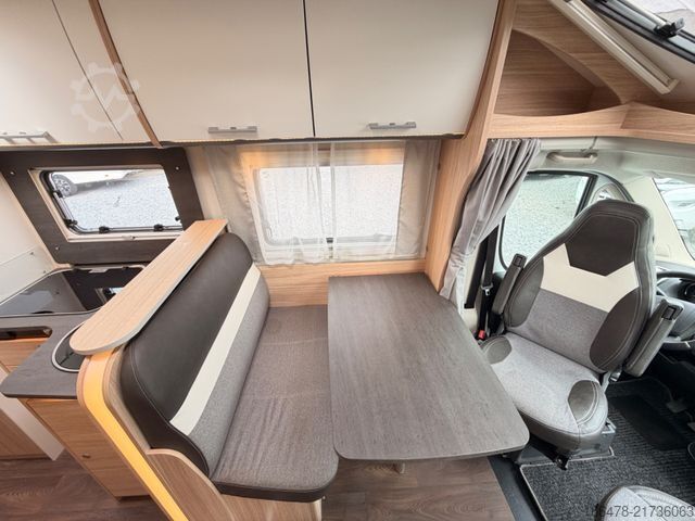 Autorulotă semi-integrată SUNLIGHT T 67 *Einzelbetten-Automatik-Solar*