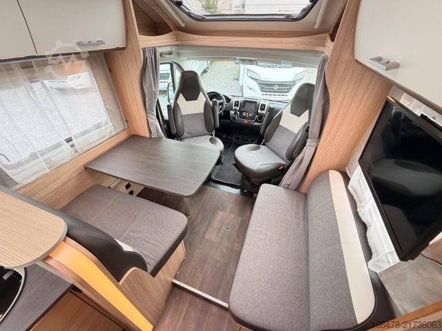 Autorulotă semi-integrată SUNLIGHT T 67 *Einzelbetten-Automatik-Solar*