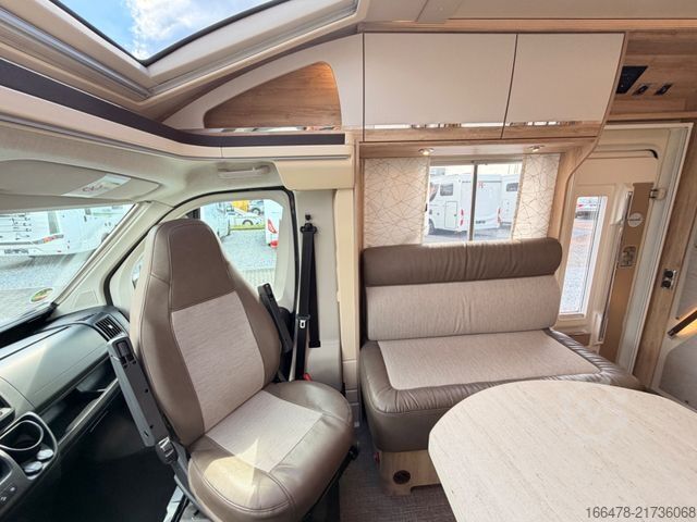 Autorulotă semi-integrată EURAMOBIL Profila T 675 SB *Festbett-Automatik-Solar*