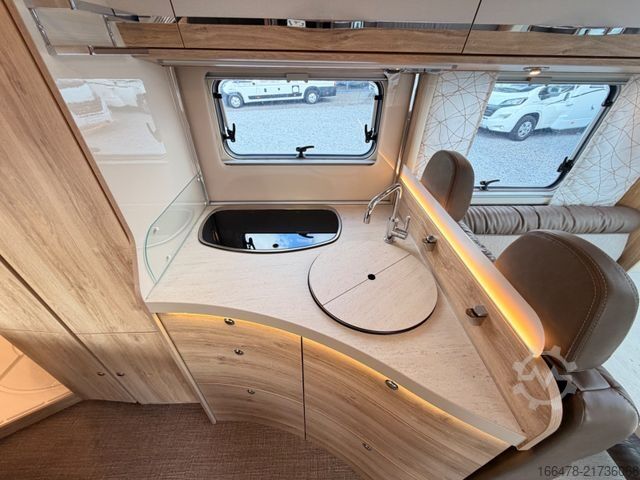 Autorulotă semi-integrată EURAMOBIL Profila T 675 SB *Festbett-Automatik-Solar*