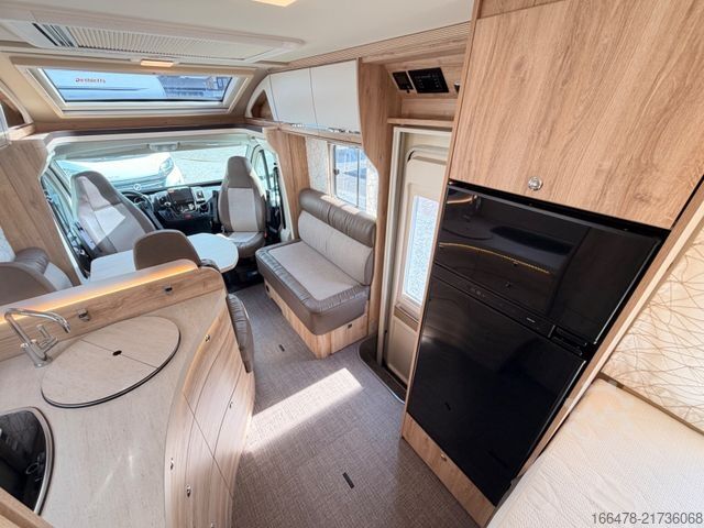 Autorulotă semi-integrată EURAMOBIL Profila T 675 SB *Festbett-Automatik-Solar*