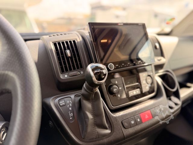 Autorulotă semi-integrată EURAMOBIL Profila T 675 SB *Festbett-Automatik-Solar*