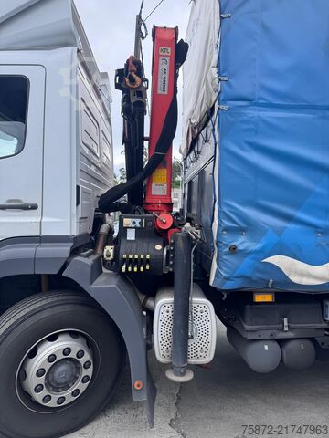 Camión plataforma con toldo Mercedes-Benz AXOR 1828 PK 10000 PALFINGER