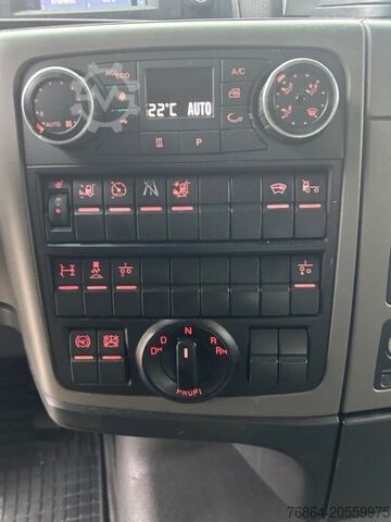 Standardní tahač MAN TGX 18.460, XXL, INTARDER