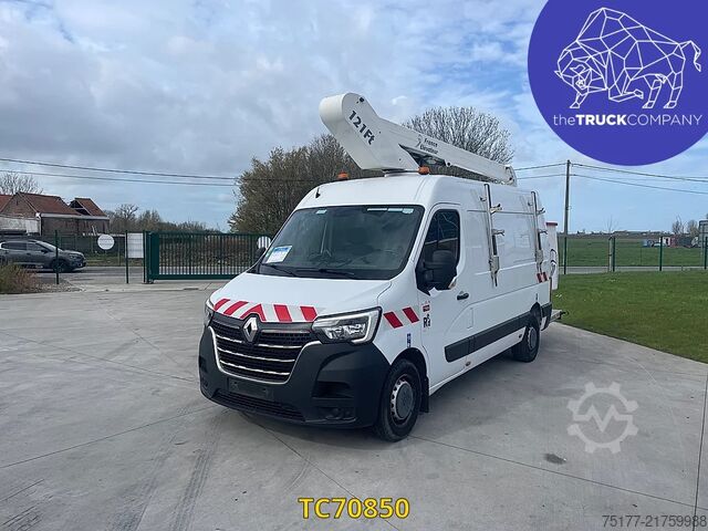 Lyftplattform Renault Master 145.35 Nacelle
