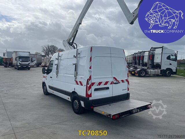 Lyftplattform Renault Master 145.35 Nacelle