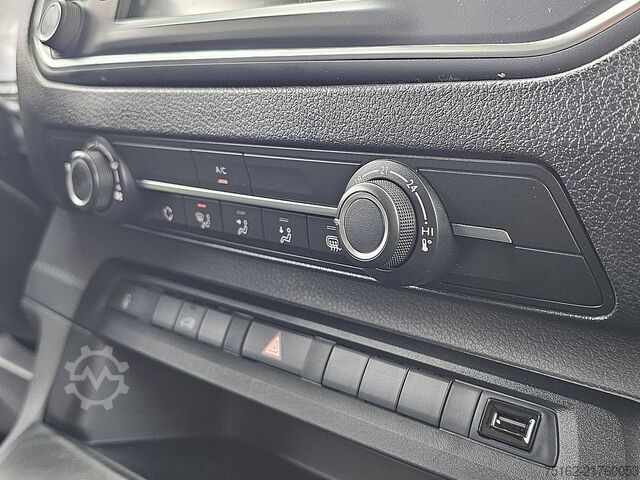 Kombi med högt tak OPEL VIVARO 2.0 ac automaat EURO6