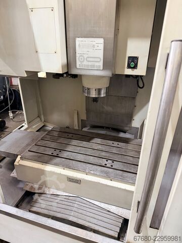 κατακόρυφο κέντρο κατεργασίας HARDINGE Bridgeport XR-760