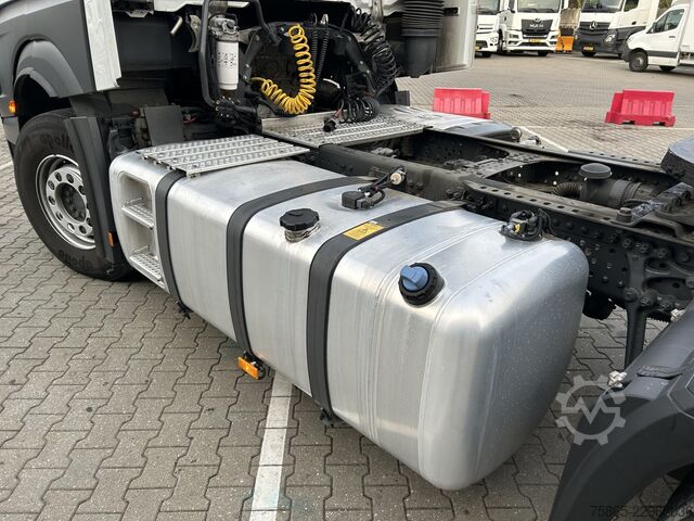 Standard-SZM Mercedes-Benz Actros 1845 Gigaspace / Tacho V2 / 391 dkm / Bl...