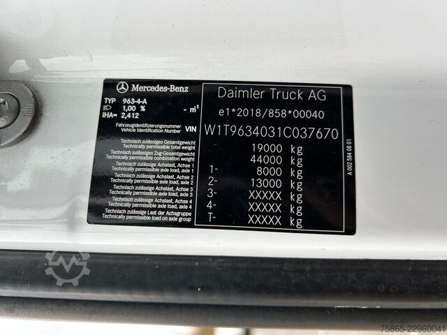 Standard-SZM Mercedes-Benz Actros 1845 Gigaspace / Tacho V2 / 371 dkm / Bl...