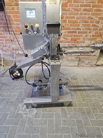 Meat processing machine TipperTie KDCMA 70