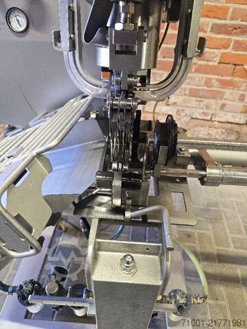 Meat processing machine TipperTie KDCMA 70