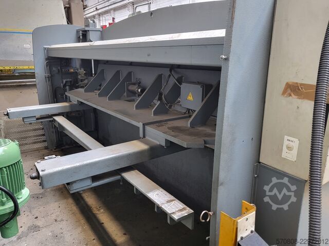 HACO 3000 x 6 hidraulikus lemezolló HACO HSLX 3006