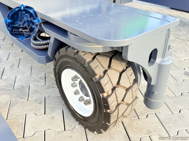 Négyirányú targoncát Combilift C4000 GAS DUPLEX 4050 WIDE POSITIONER