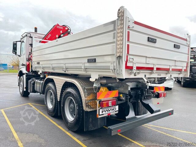 Wywrotka 3-stronna Mercedes-Benz Arocs 3348 6x4 BB Dreiseitenkipper FASSI F195A