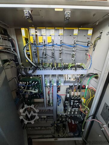 Centro di tornitura e fresatura CNC Mori Seiki SL 200 MC