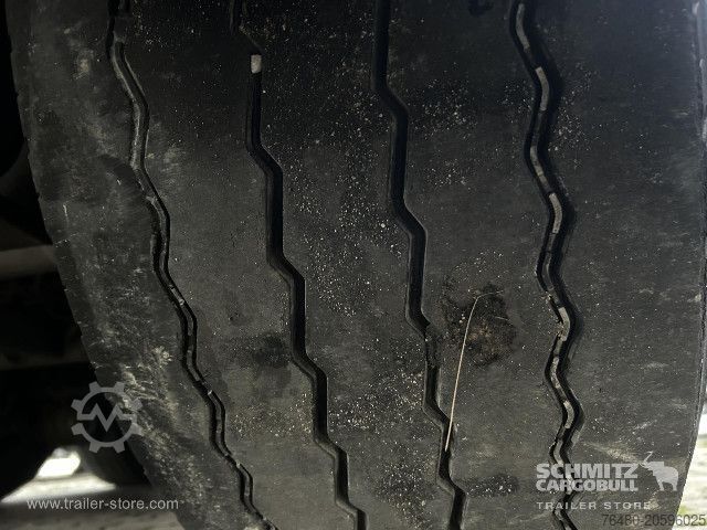 Öppen semitrailer med kapell Schmitz Cargobull Schiebeplane Mega